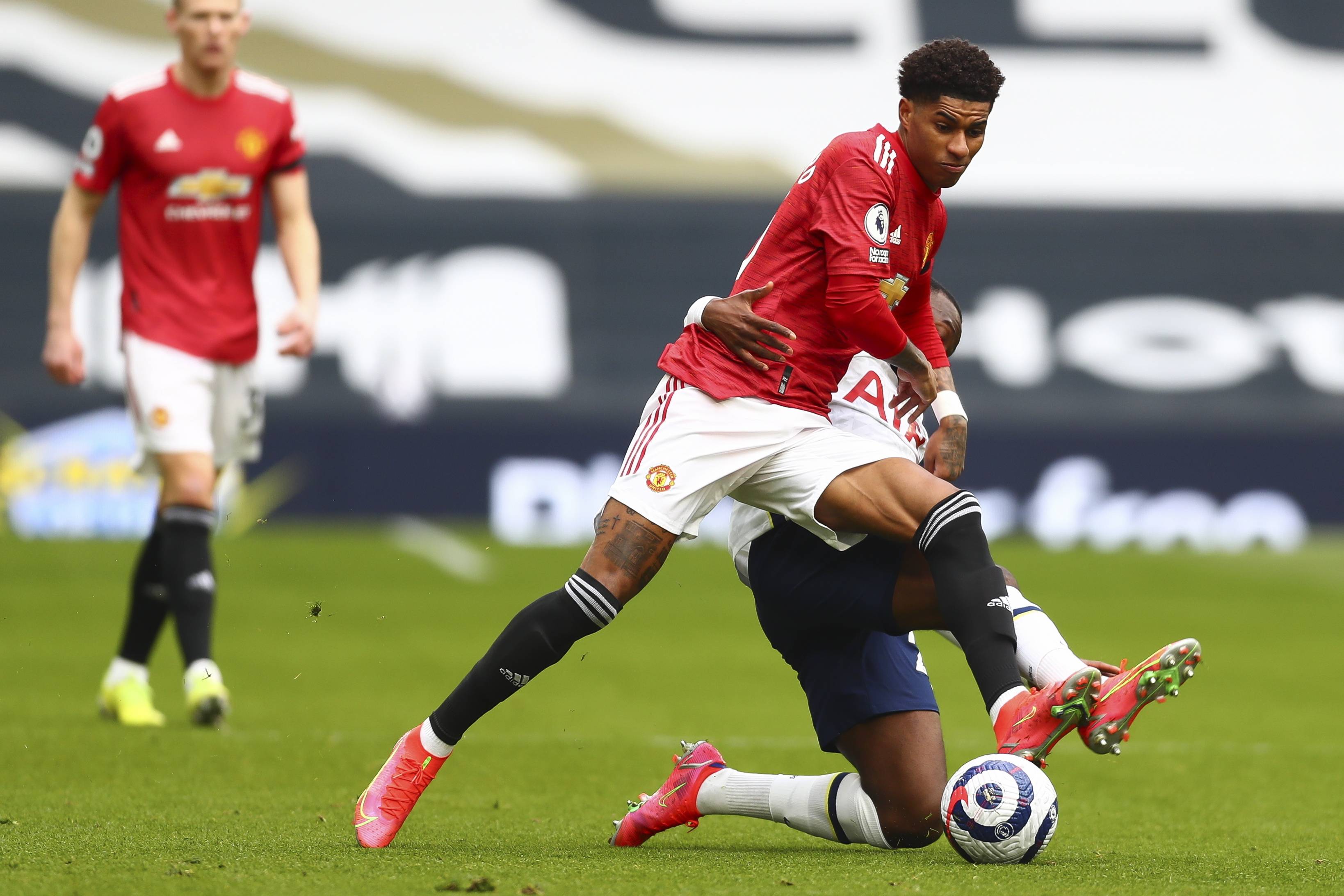 逐步提高自 逐步提高自